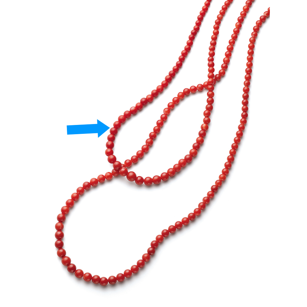 ＜ディノスdinos＞ K14WG 3-6mm 血赤珊瑚グラデーションネックレス（43cm）