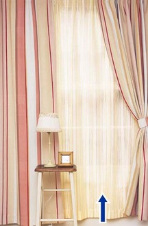 �u�X�g���C�v�v�@�~���[���[�X�J�[�e���i2���g�j�@��100��103cm