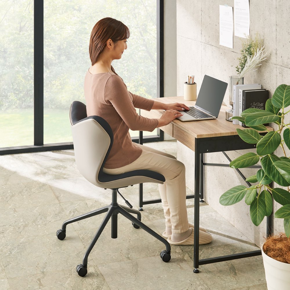 Style Chair PMC スタイルチェア ブラック スタイルチェアSMC｜半年間レビュー！美姿勢で腰痛防止｜在宅ワークも