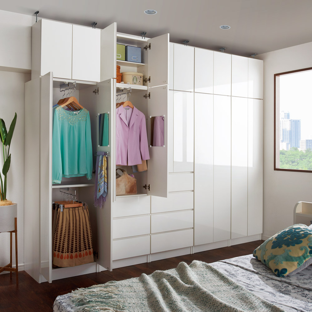 薄型で隠せる収納 衣類収納ロッカー ハンガータイプ