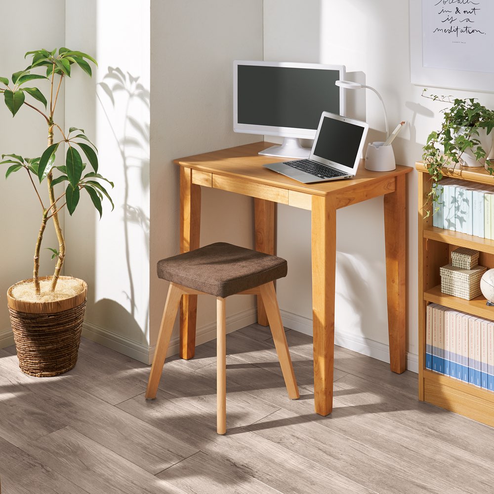 現代の住宅事情にぴったりサイズ!天然木デスク 幅70奥行50cm オフィス 事務 書斎机 机 627218