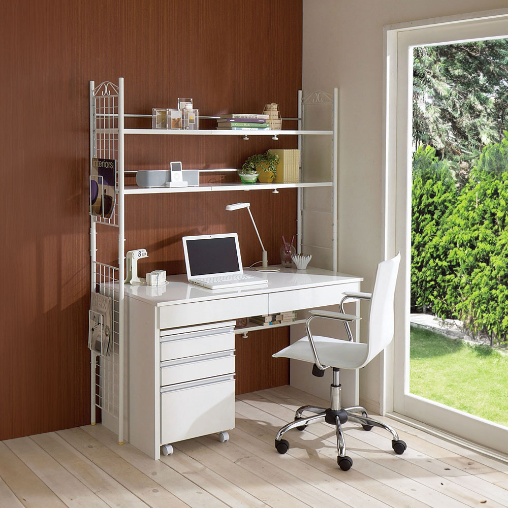 壁面を有効活用できる 幅伸縮 頑丈ラック 2段 スチール メタルラック 本棚 ラック シェルフ 643307