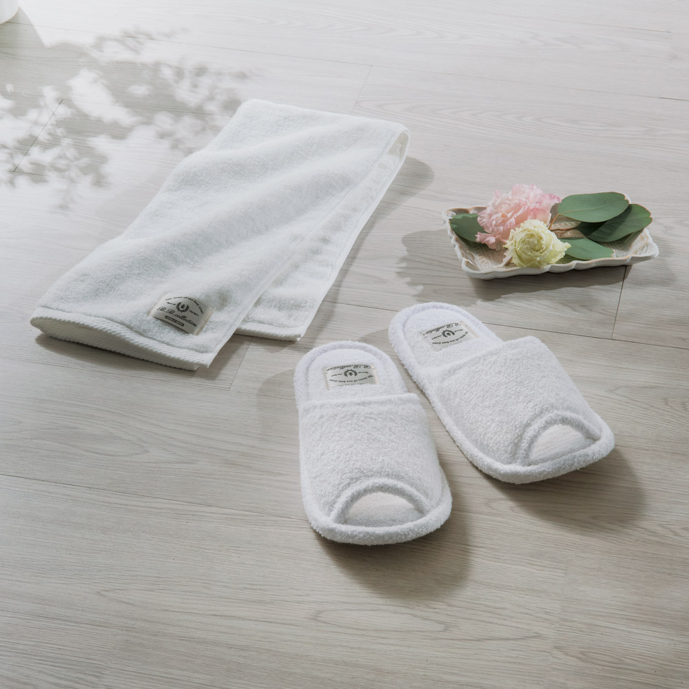 クッショニー スリッパ・タオルセット     トイレペーパーホルダー スリッパ トイレ用品 525532