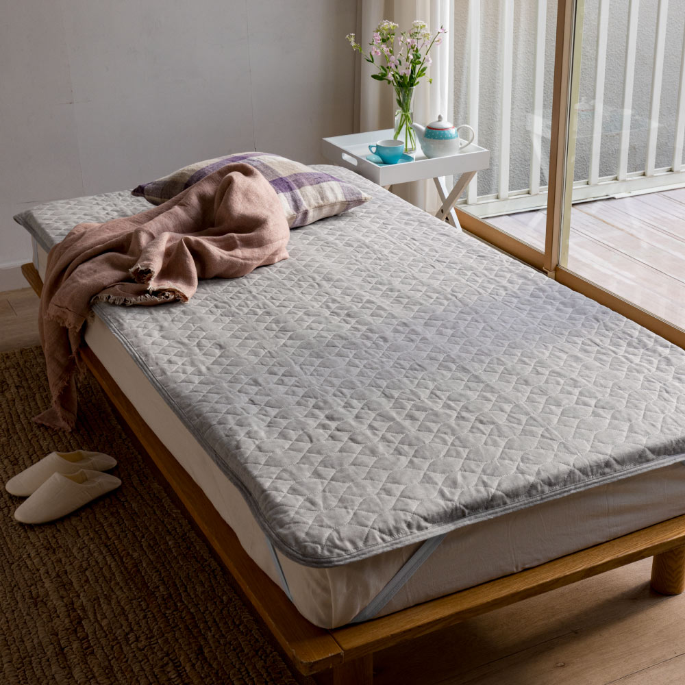 ≪セミダブル≫ ロマンス小杉の洗える本麻敷きパッド 敷きパッド ベッドパッド 560414