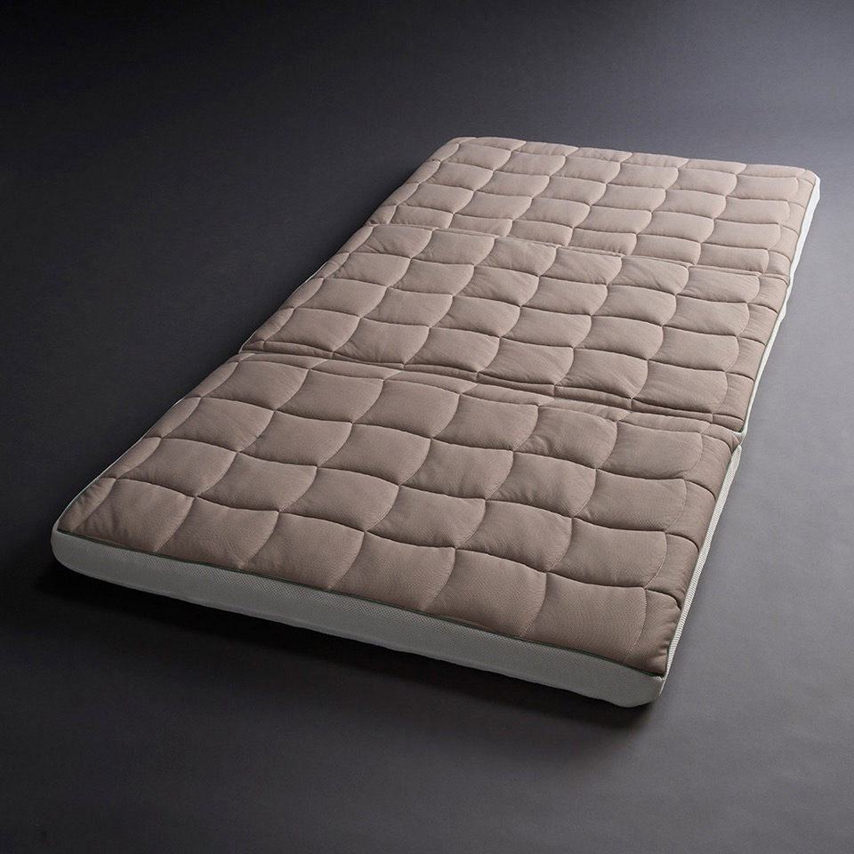 ブレスエアー（R）3つ折りマットレス リファイン　レギュラー シングル ≪シングル≫朝が違う。敷布団の決定版！ ブレスエアー（R）3