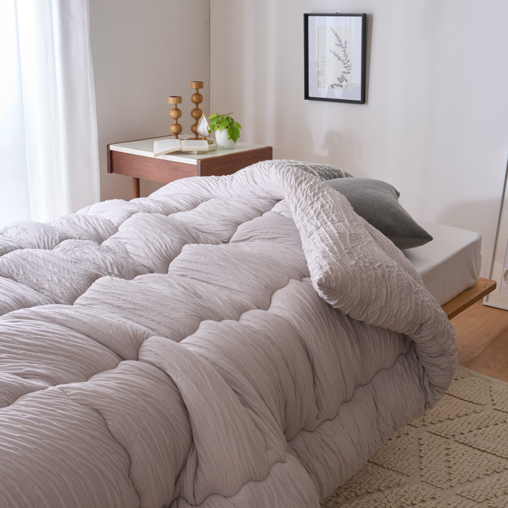 ≪シングル≫とろふわ触感のテンセルTM繊維シリーズ ボリューム掛け布団 掛け布団 583105