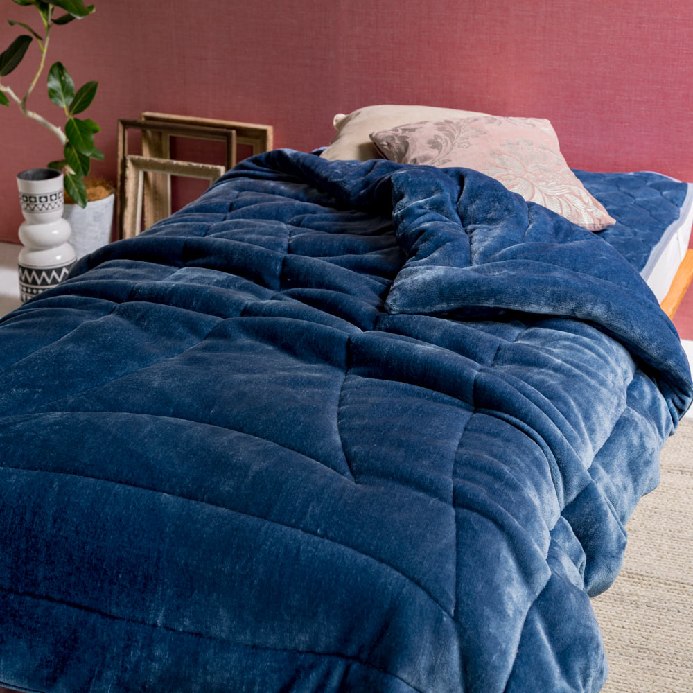 ≪クイーン≫ 【ディノス限定販売】ヒートループ(R)プレミアムプラス 中わた入り発熱毛布 掛け毛布 ブランケット 毛布 583908