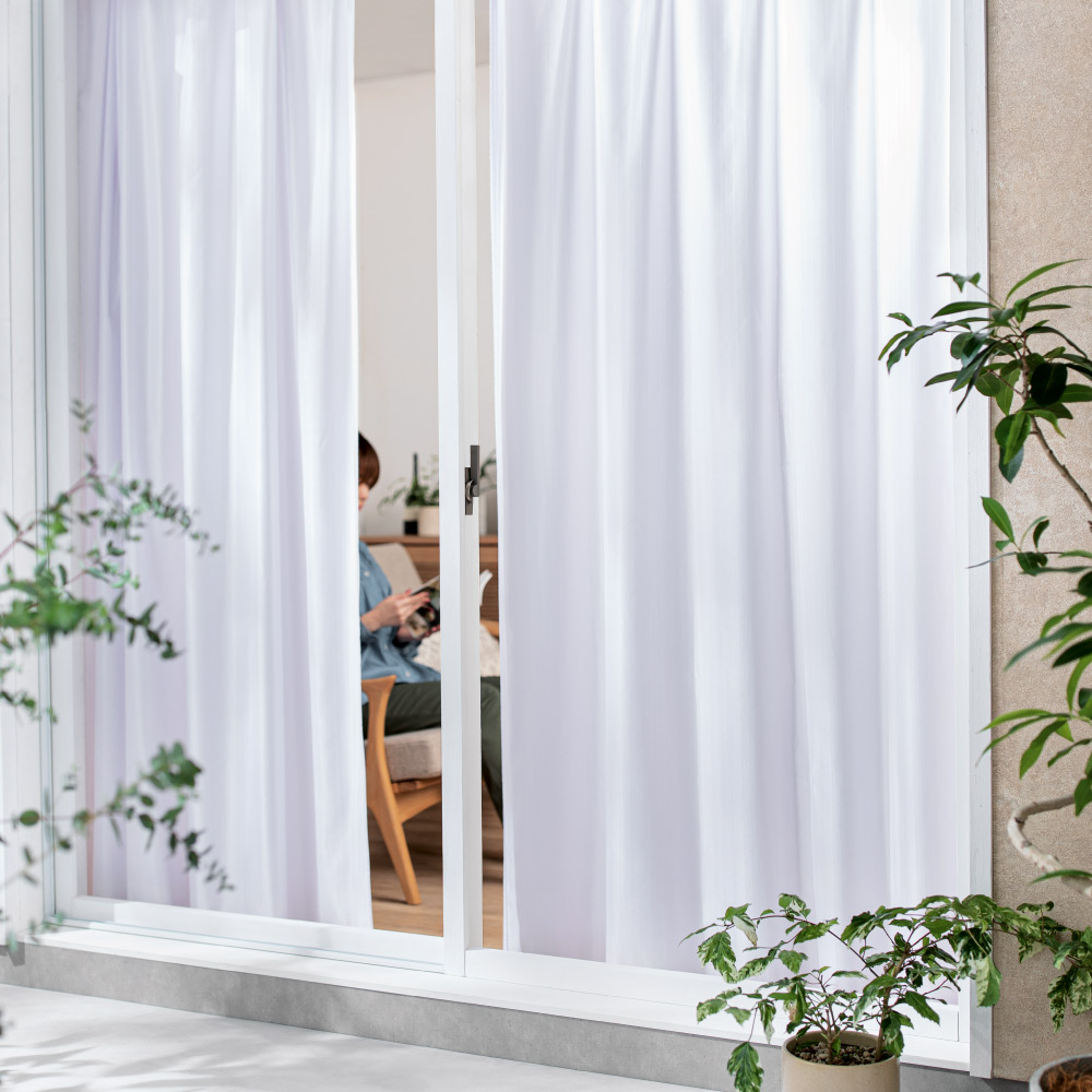 UVカットで見えにくい熱を遮るレースカーテン 通販 - ディノス