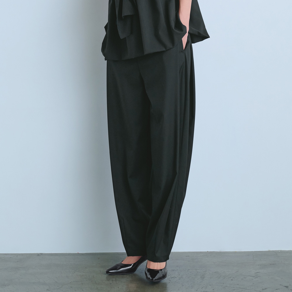 ウール混サキソニー タック バレルパンツ パンツ 104203