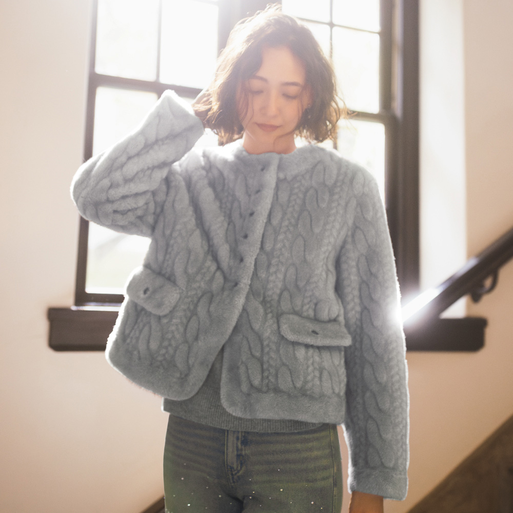 ケーブル柄 フェイクファー ノーカラージャケット サステナブル 133001