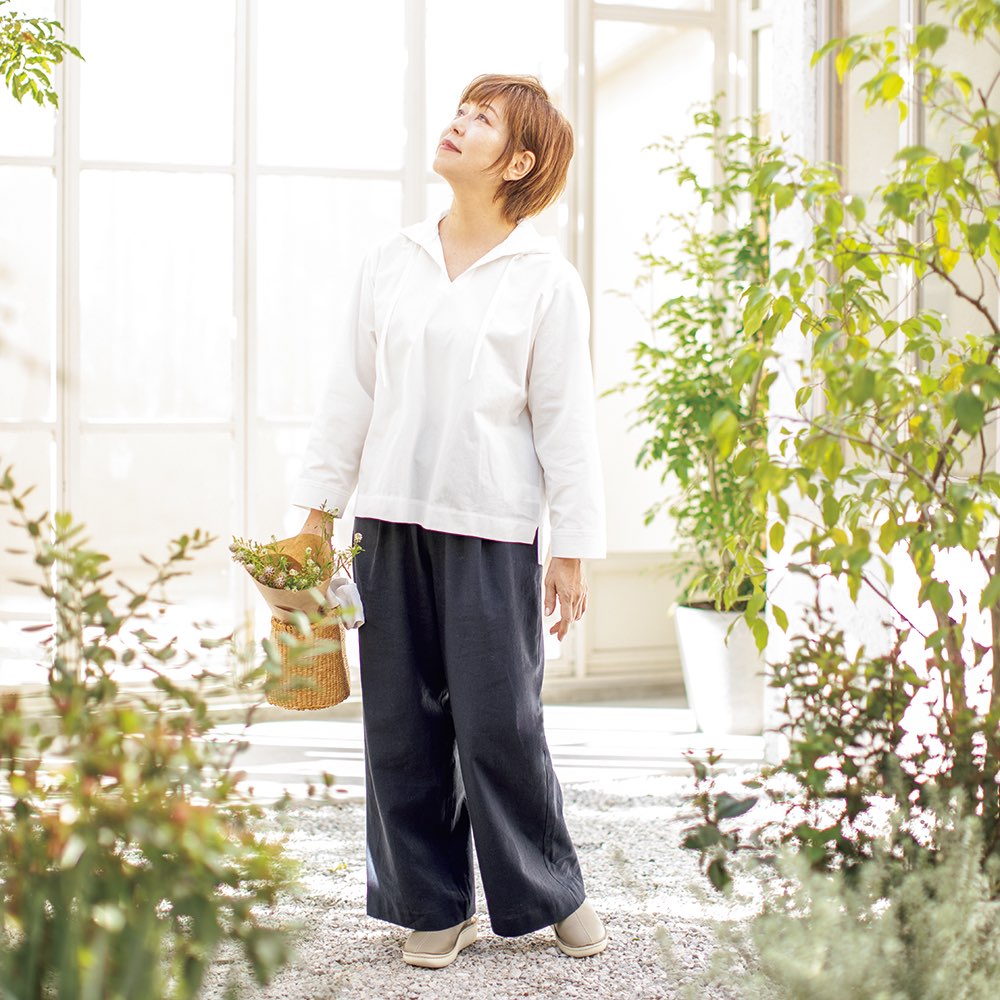 ザ・ガーデンストーリー ミスキョウコ 綿麻ガーデンウェア フーディーブラウス ガーデニングウェア G01401