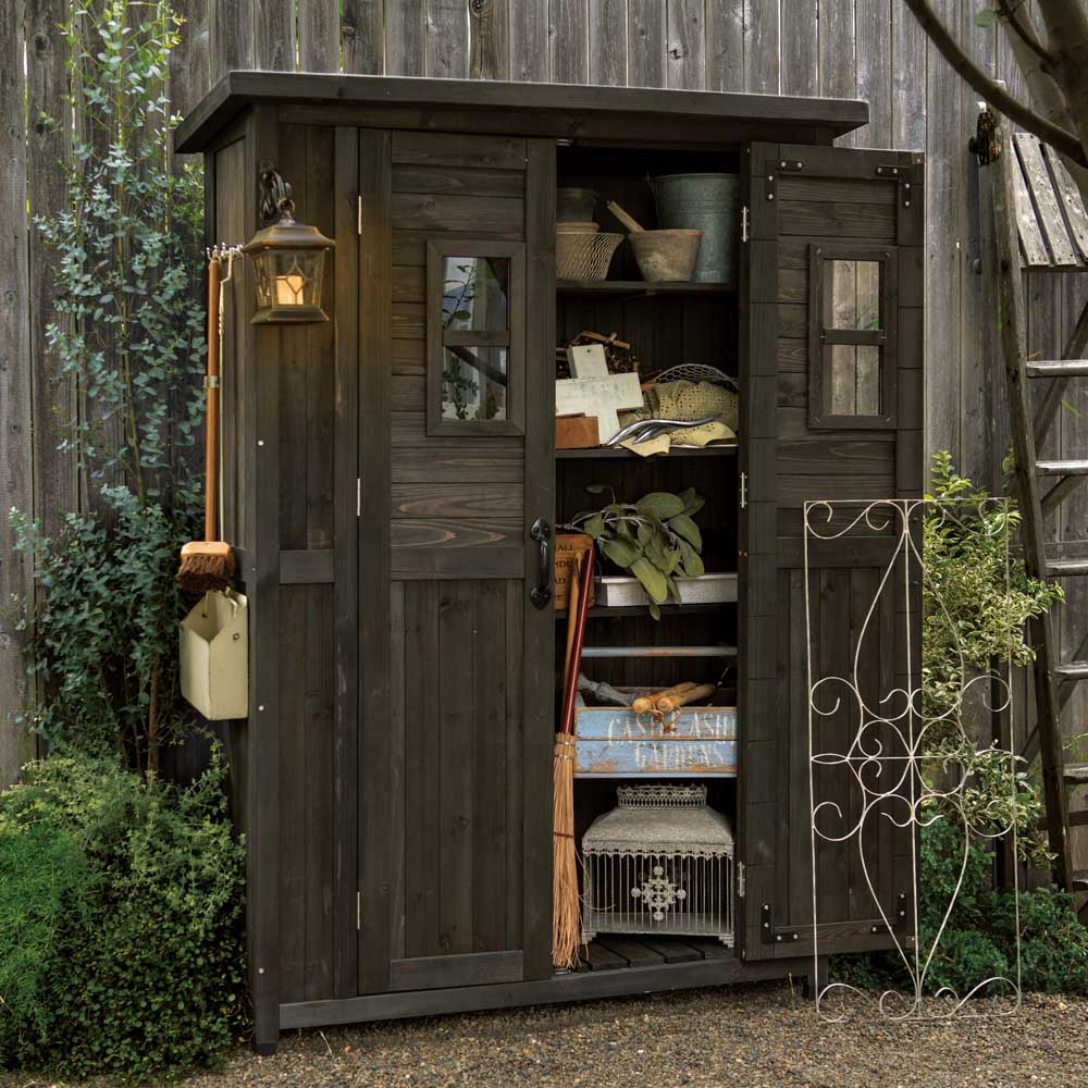カントリー調物置 幅126cm ランタンソーラーライト＆アーム付 物置 G02701