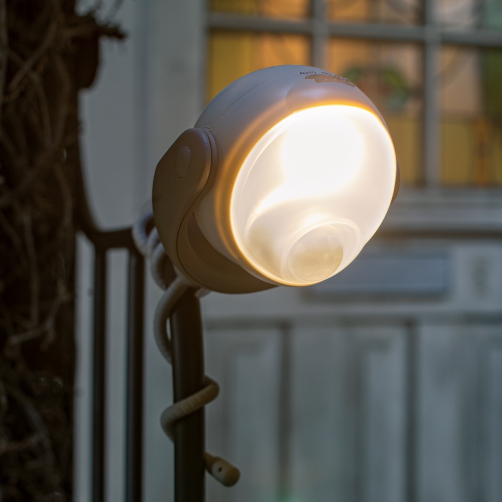 電池式取付自在センサーライト 1個 ガーデン 庭用照明 G03408