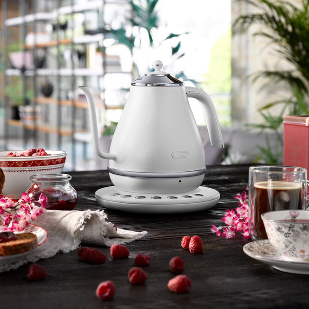 ケトル やかん 鍋 調理器具 DeLonghi/デロンギ ステンレス DeLonghi/デロンギ アイコナ 温度設定機能付き電気ケトル【KBOE1230J-W/KBOE1230J-GY】 H34113