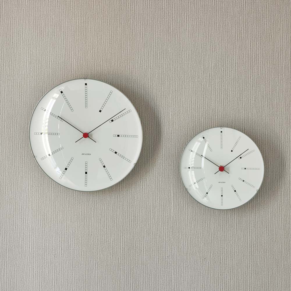 Arne Jacobsen Wall clock 29cm定価50600円の商品です
