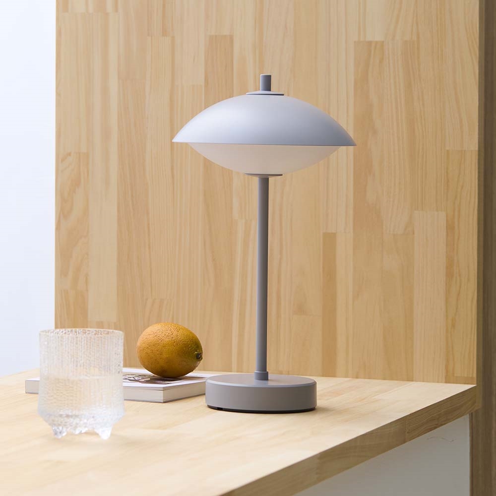 クラムポータブルランプ［Fritz Hansen・フリッツ・ハンセン/デザイン：エイム＆ルンド］ ライト テーブルランプ 照明器具 時計 H80609