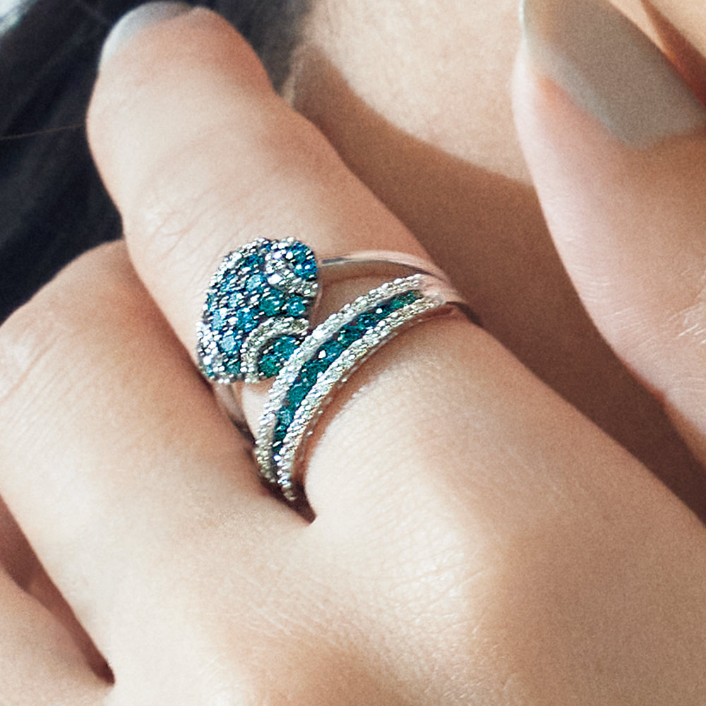 K18WG 0.5ct ブルーダイヤ エタニティ リング 通販 - ディノス