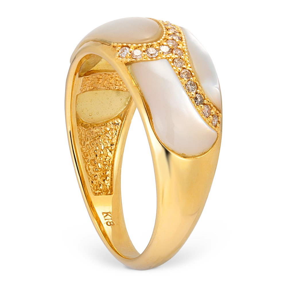 高級感！K18WG シェルダイヤモンドリング つま先立ち