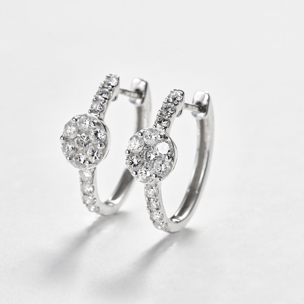 K18 0.7ctダイヤ プチフープ ピアス ダイヤモンド ジュエリー アクセサリー J00506