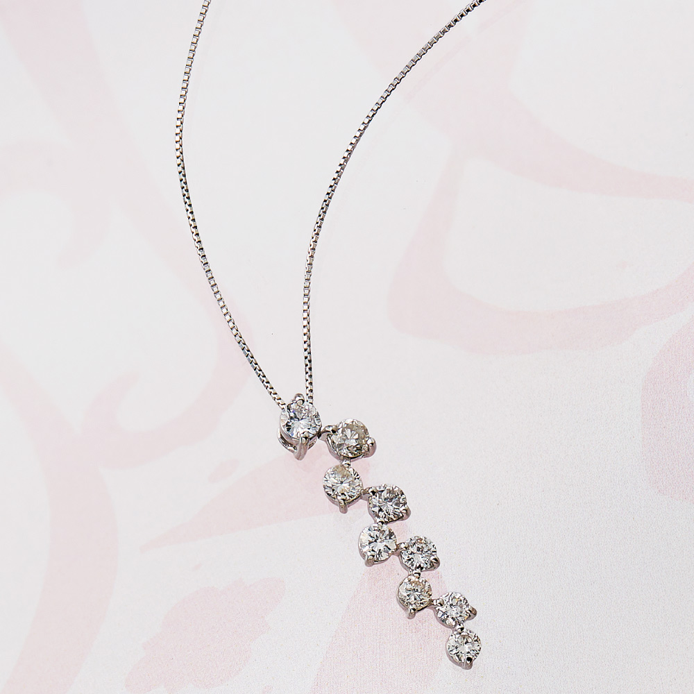 Pt 1ctダイヤ デザイン ペンダント ダイヤモンド ジュエリー アクセサリー J01205