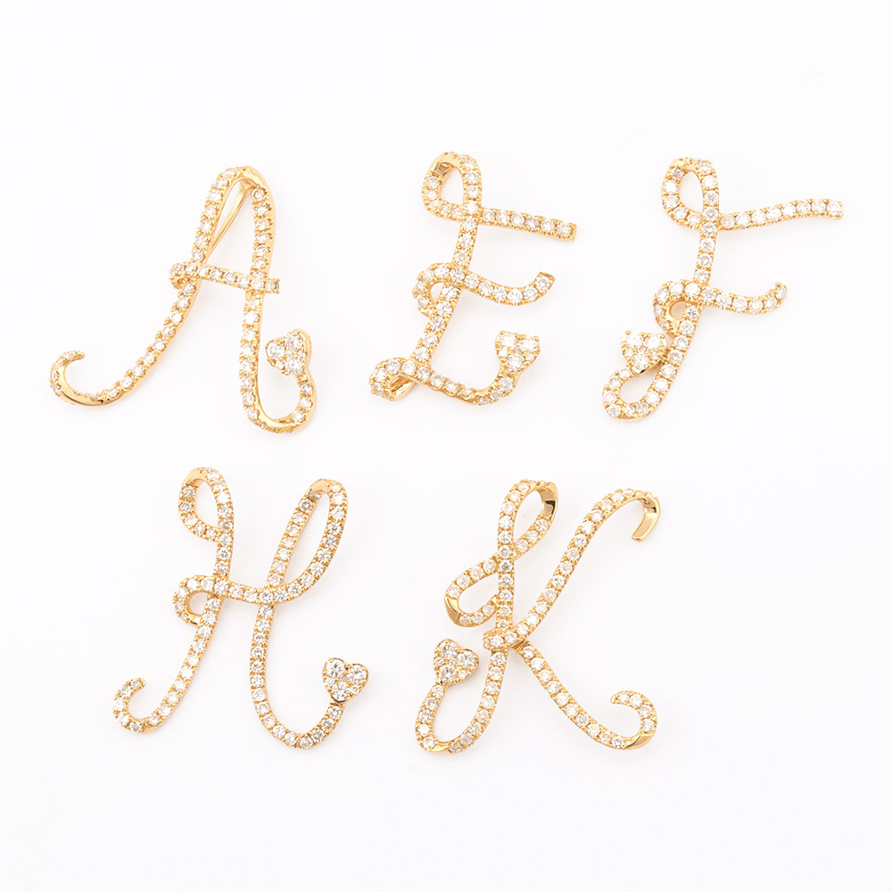 K18 1ctダイヤ イニシャル ペンダントヘッド ダイヤモンド ジュエリー アクセサリー J07101