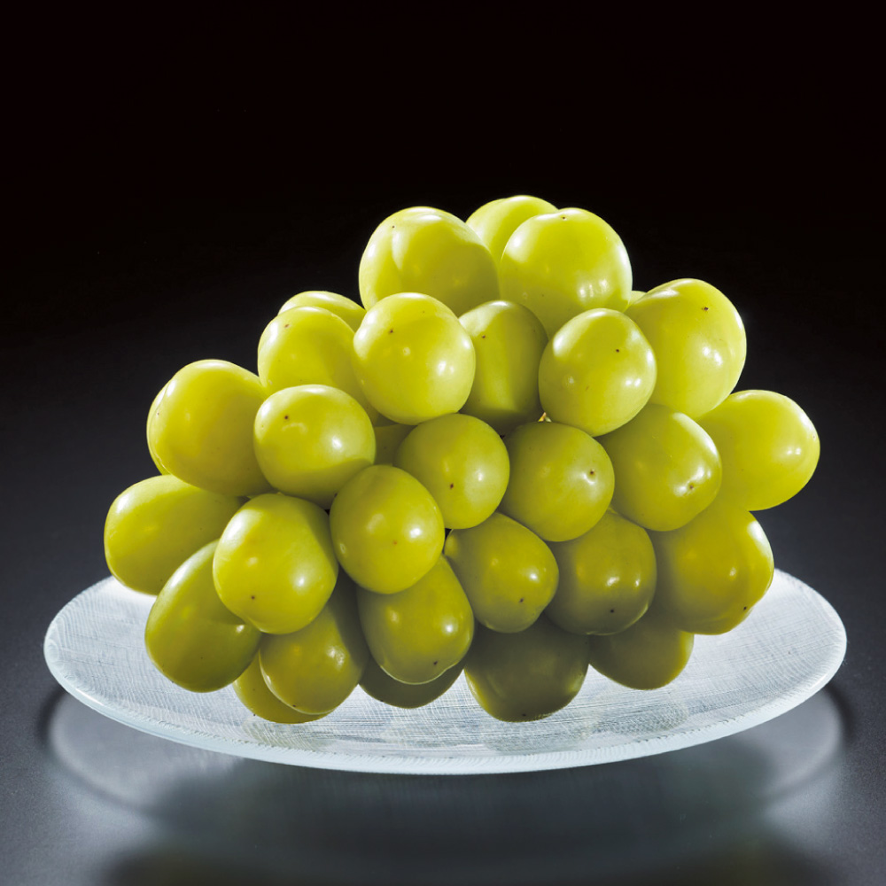 岡山産 ｄのシャインマスカット「晴王」 1房（700g）<br />【8月中旬頃-お届け】 フルーツ 野菜 果物 FJ0140