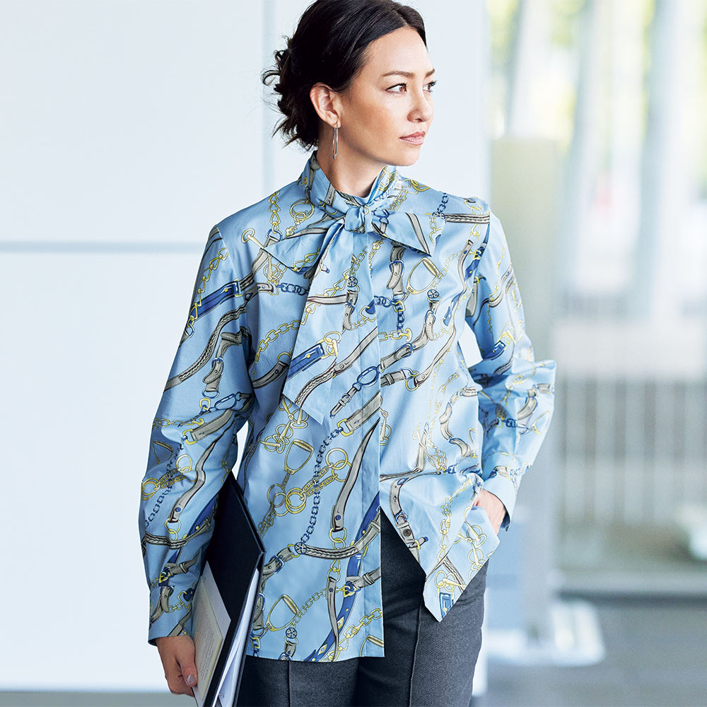 美品 ダーマコレクション イタリア素材 ボウタイ 幾何学柄プリント