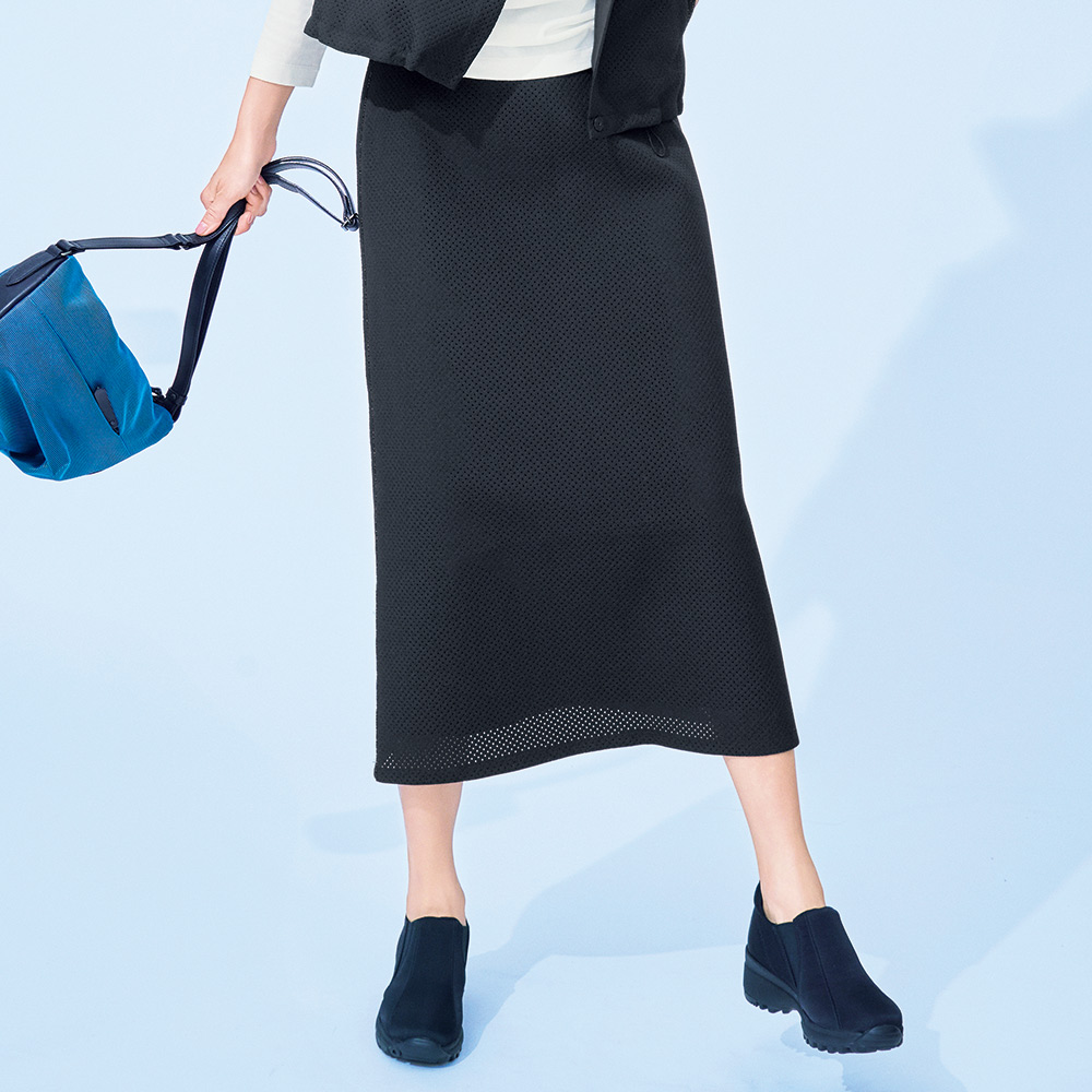 パンチング素材 ラメライン使い スカート タイトスカート スカート 110902