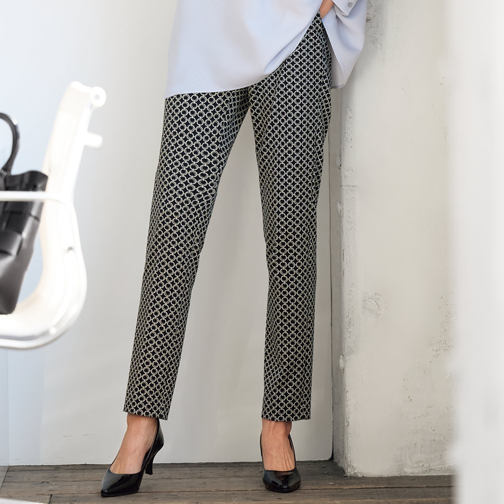 イタリア素材 チェーン柄 ジャカード パンツ テーパードパンツ パンツ 163402