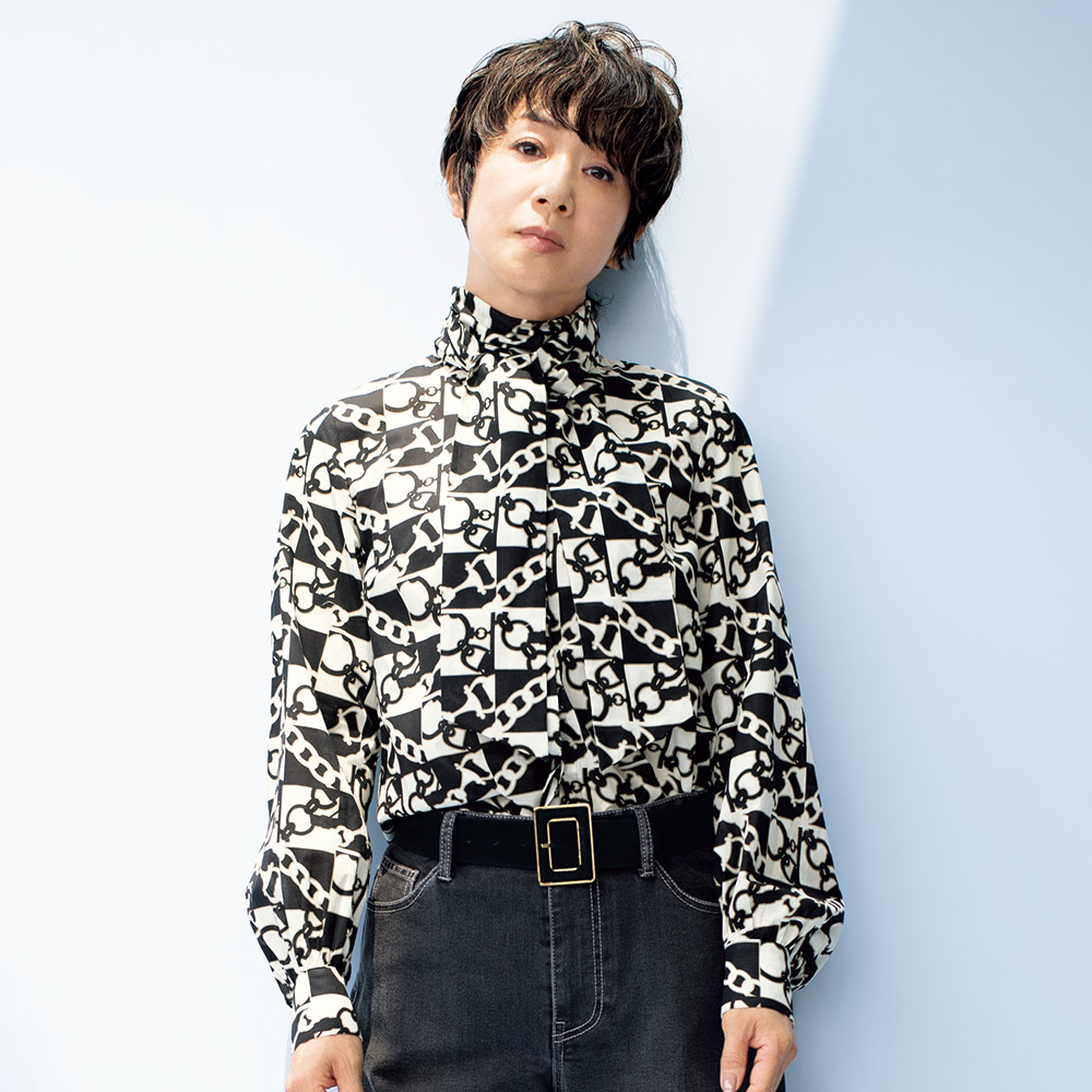 ラッティ社 チェッカー＆チェーンプリント ボウタイ ブラウス