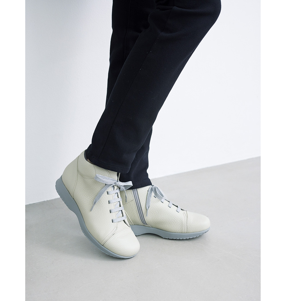 Miss Kyouko/ミスキョウコ 4E ハイカットレザースニーカー