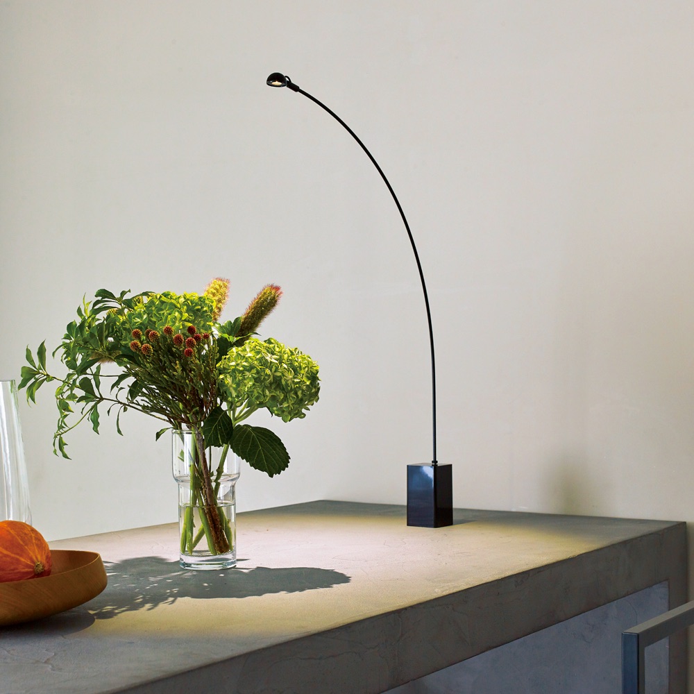 Buhne/ビューネ テーブルランプ ロング ライト テーブルランプ 照明器具 時計 602503