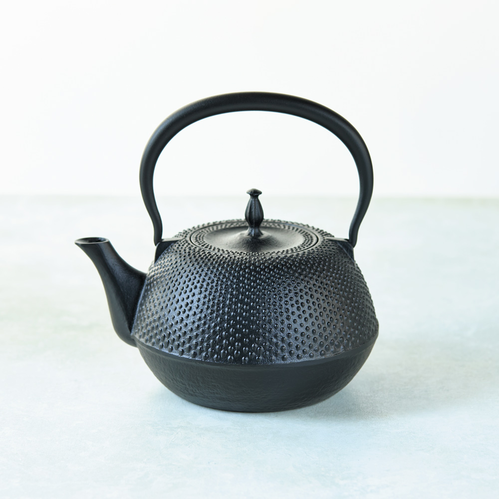 IHでも使える南部鉄器の鉄瓶 1.2L ケトル やかん 700403