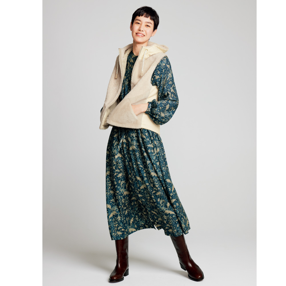 エリカ社ウール混レーヨンツイル フォレストプリントワンピース 通販  