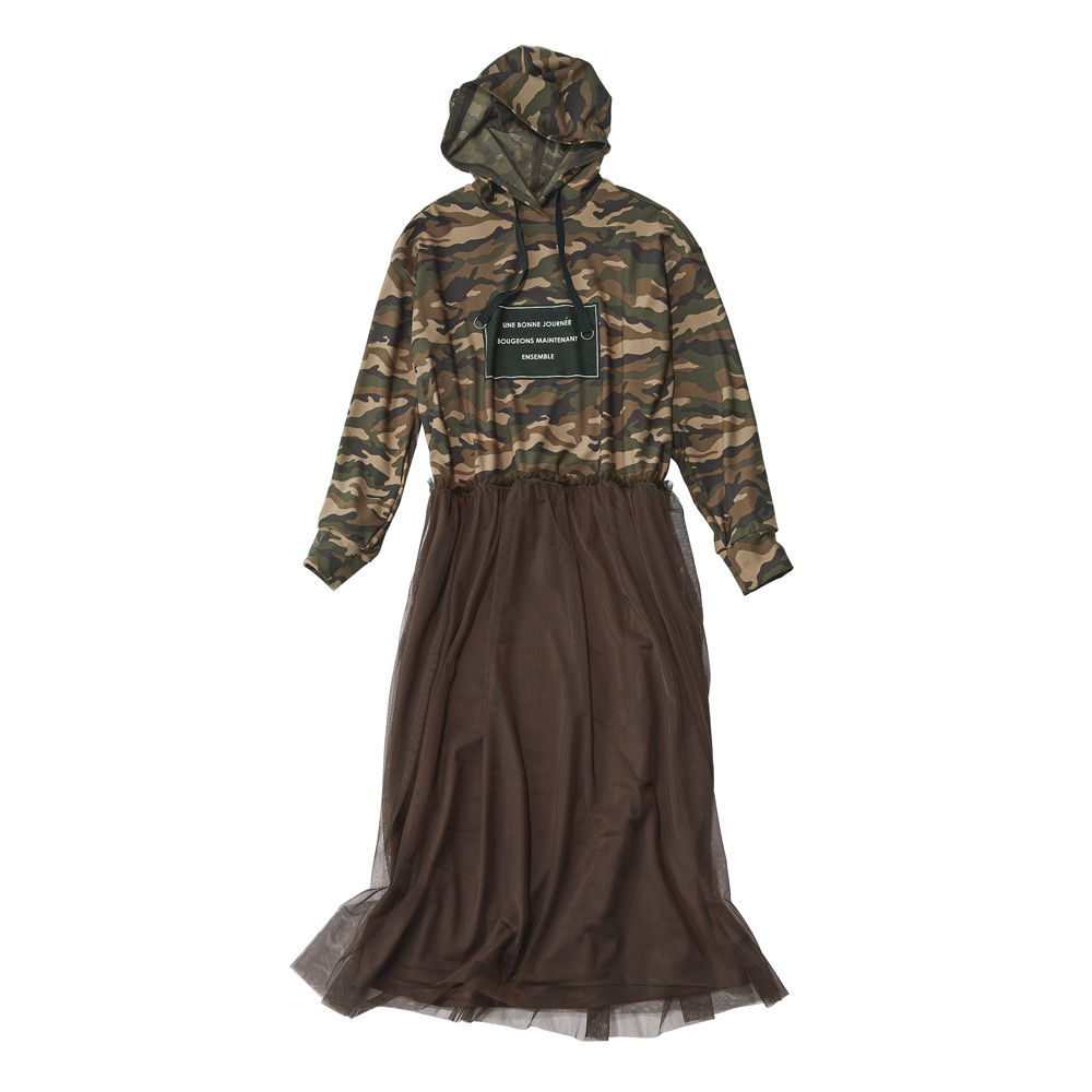 チュール使い迷彩柄 パーカーワンピース ジャージーワンピース ワンピース A22301