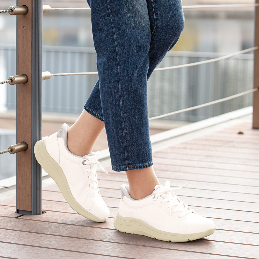 あとりえ岡田 5Eすぽ履きコンフォートシューズ スニーカー コンフォートシューズ C19007