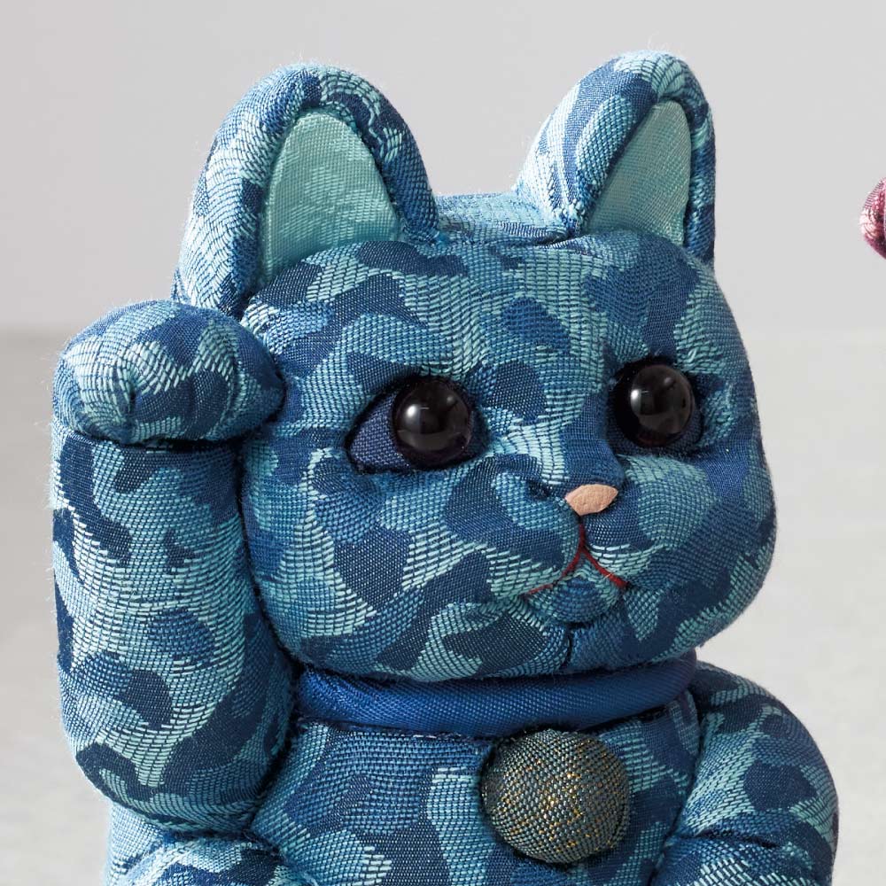 〈柿沼人形〉カモフラージュ柄招き猫 正月飾り 年中行事用品 季節商品 KR0119