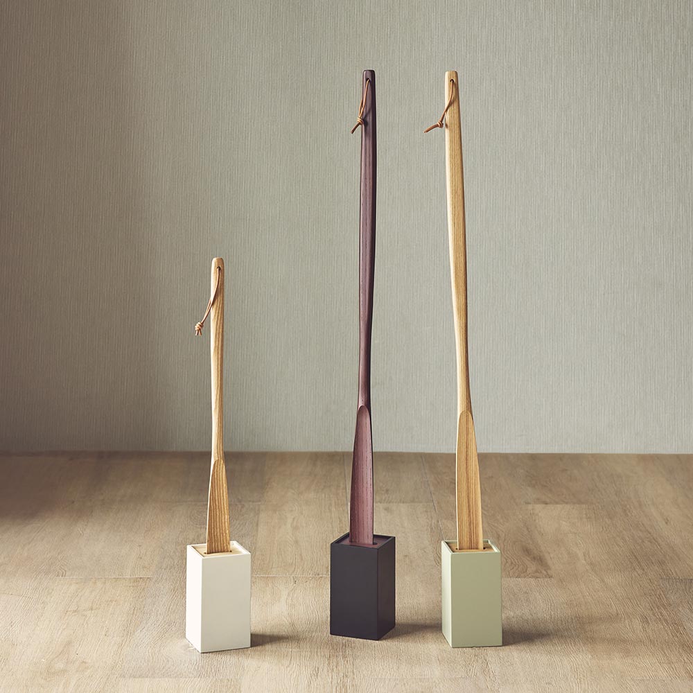 天然木削りだし靴べら ショート48cm(スタンド/マグネット) 玄関周り雑貨 下駄箱 玄関収納 KR0471