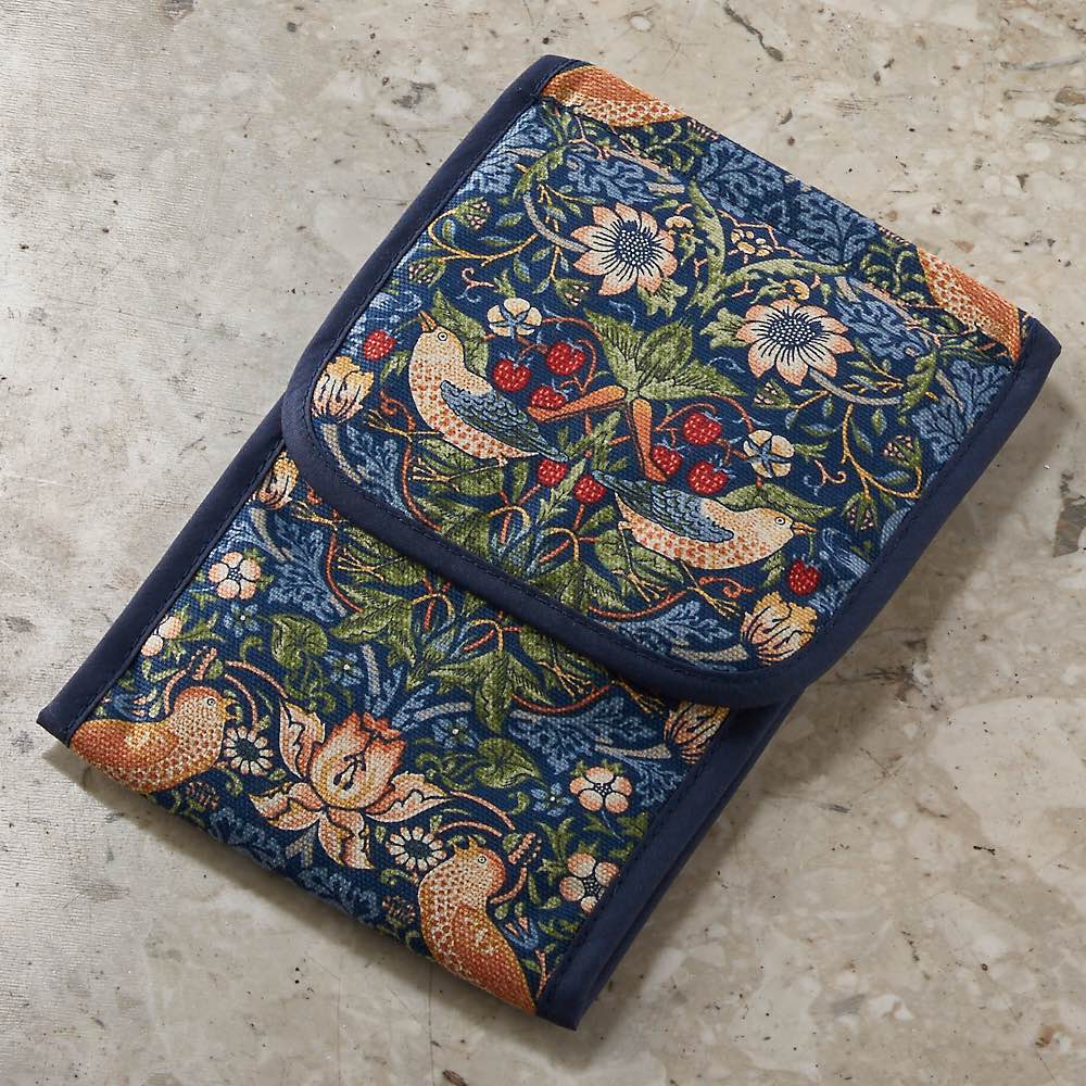 Fabric by BEST OF MORRIS トイレタリー〈いちご泥棒〉 ペーパーホルダー トイレペーパーホルダー スリッパ トイレ用品 KR1653