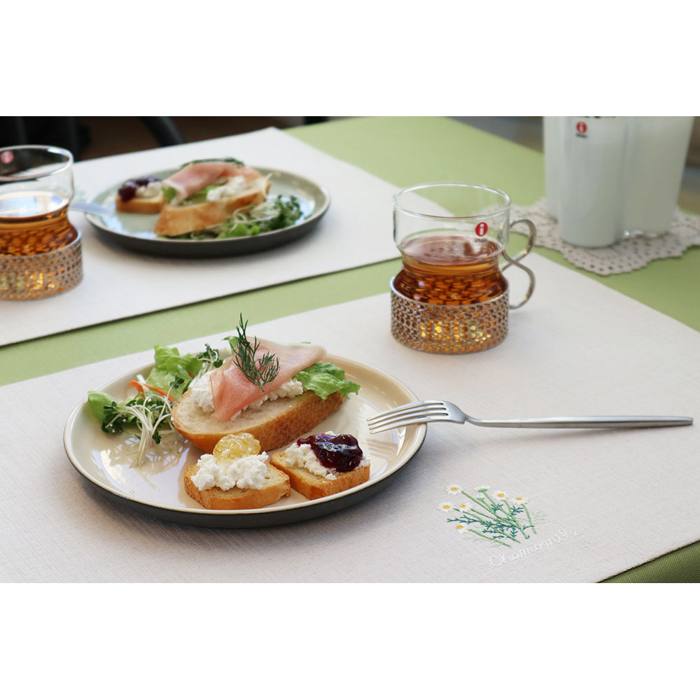 ベトナム刺繍ランチョンマット 11枚セット 宝尽くし 刺繍 ランチョンマット 2枚セット | fil et vase