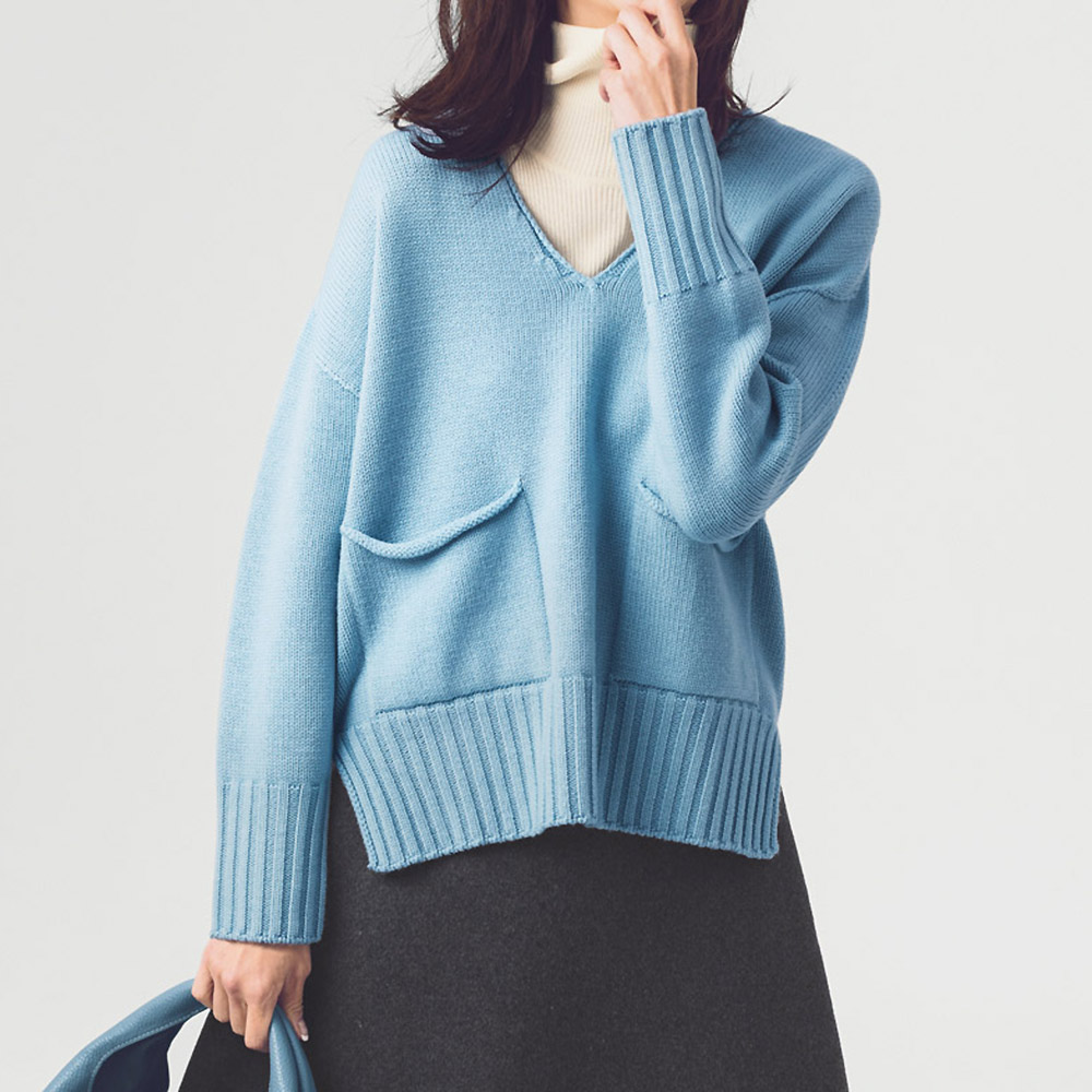 BELLA/ベッラ ウール100% 深Vネック ニットプルオーバー(イタリア製) ニット セーター ファッション PC5500