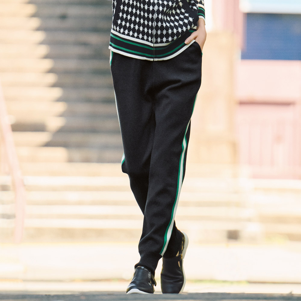 幾何学柄ライン入りニットシリーズ ジョガーパンツ 通販 - ディノス
