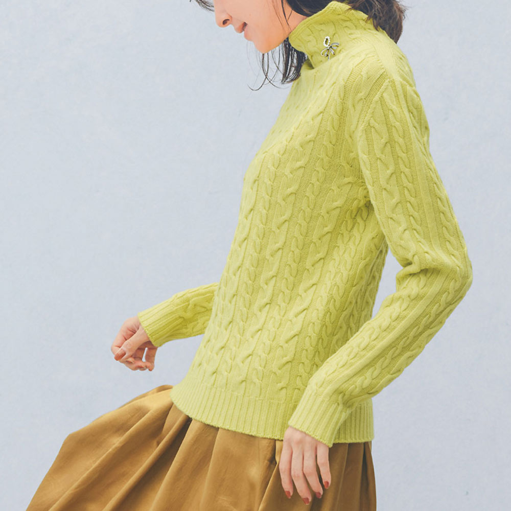 BELLA/ベッラ ウール100％ ケーブル編み ニットプルオーバー