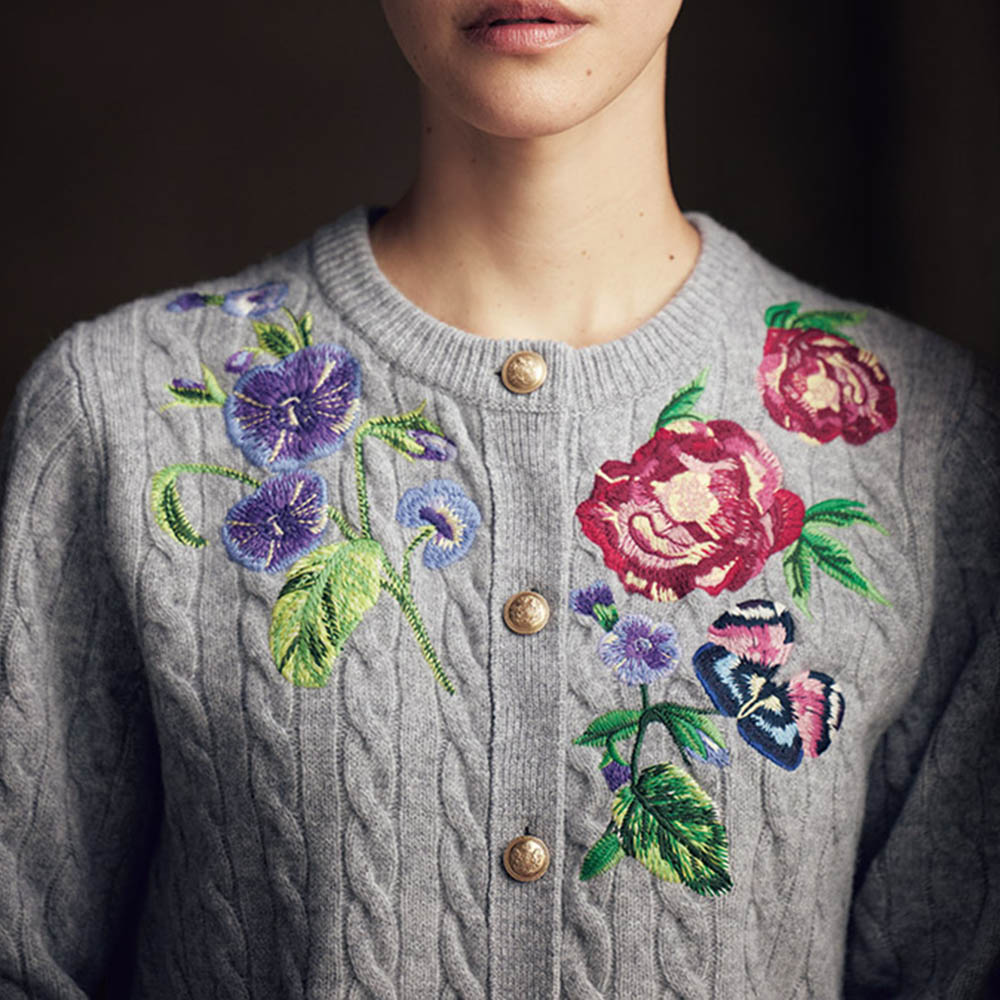Violin Knit Cardigan バイオリンの編みこみカーディガン 刺繍 ボタニカル刺しゅう ケーブル編みカーディガン 通販 - ディノス