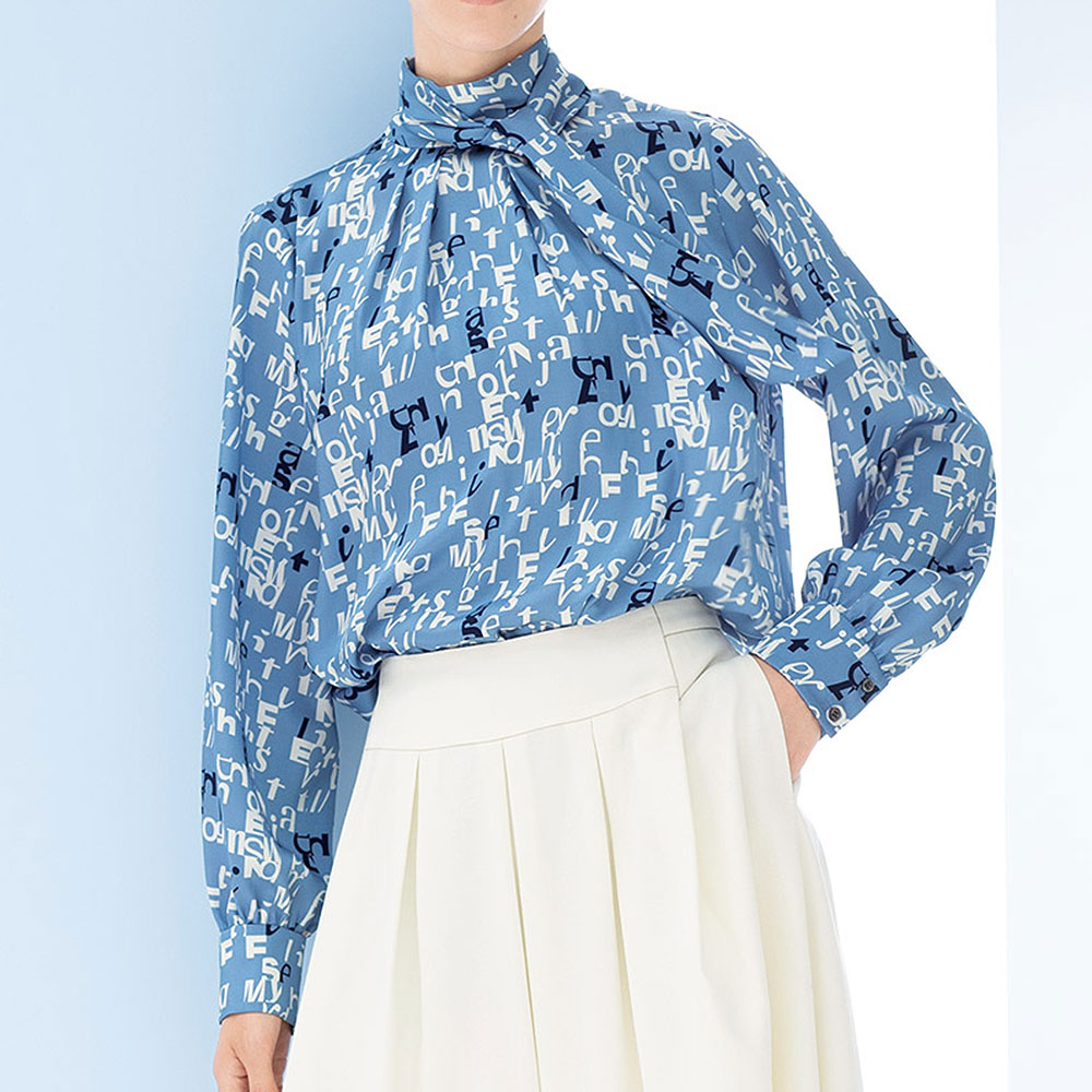 エリカ社 モノグラム風プリント ボウタイブラウス 通販 - ディノス