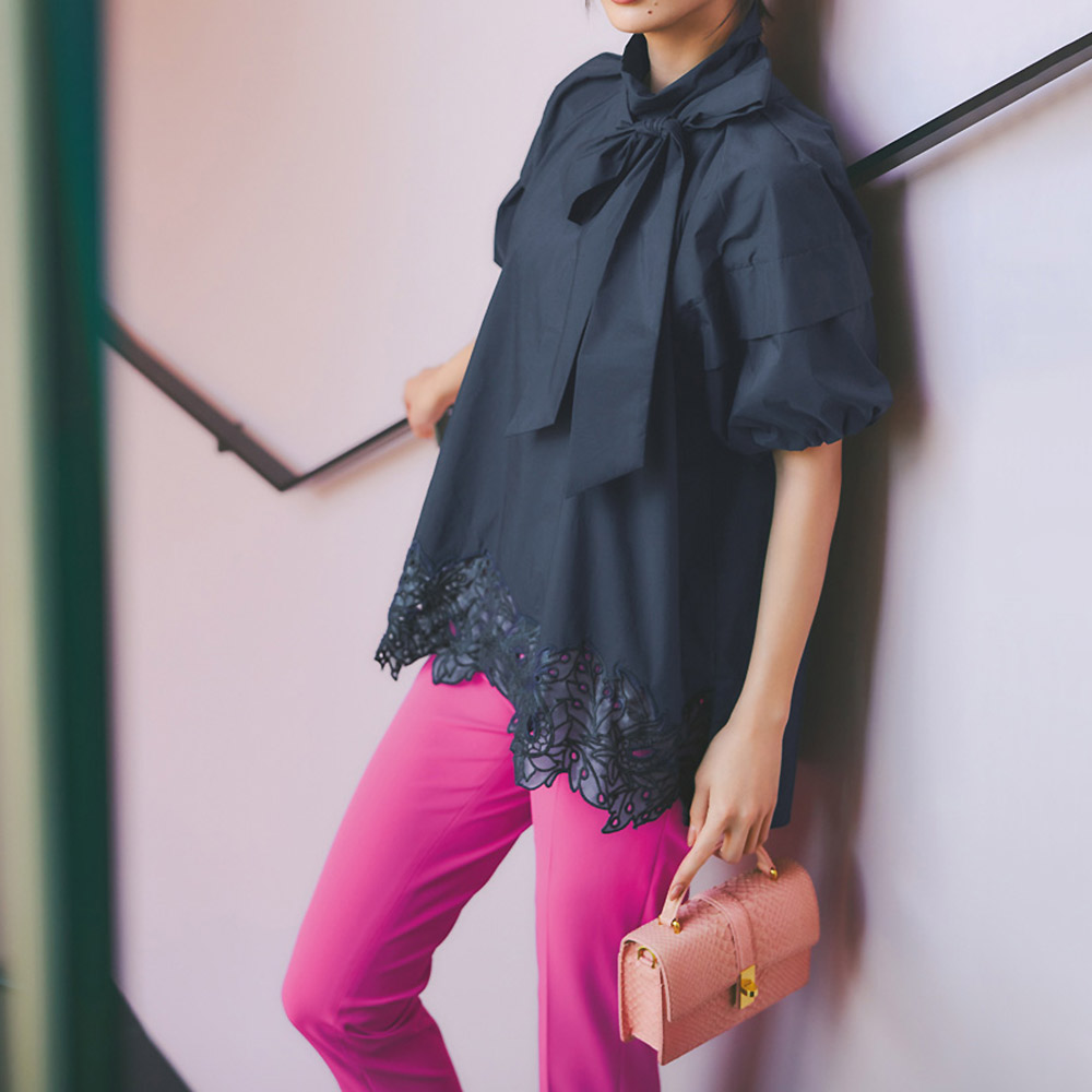 ボウタイ付き オーガンジー刺しゅう ブラウス ブラウス シャツ PC7007