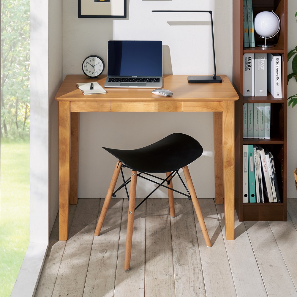 レンタル商品】現代の住宅事情にぴったりサイズ！天然木デスク 幅90