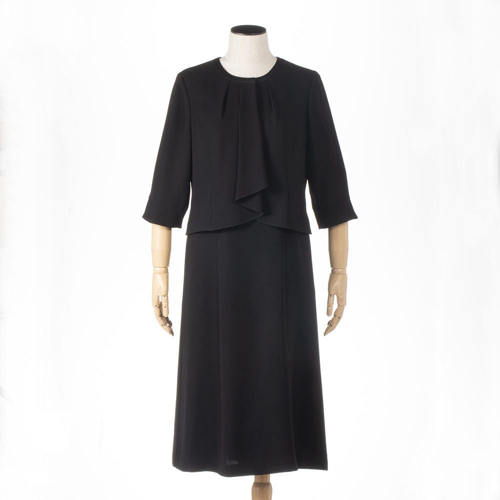 【未使用】東京ソワール　ディノスCaraコラボ　ブラックフォーマル タグ付 東京ソワール 洗えるブラックフォーマルワンピース 通販 - ディノス