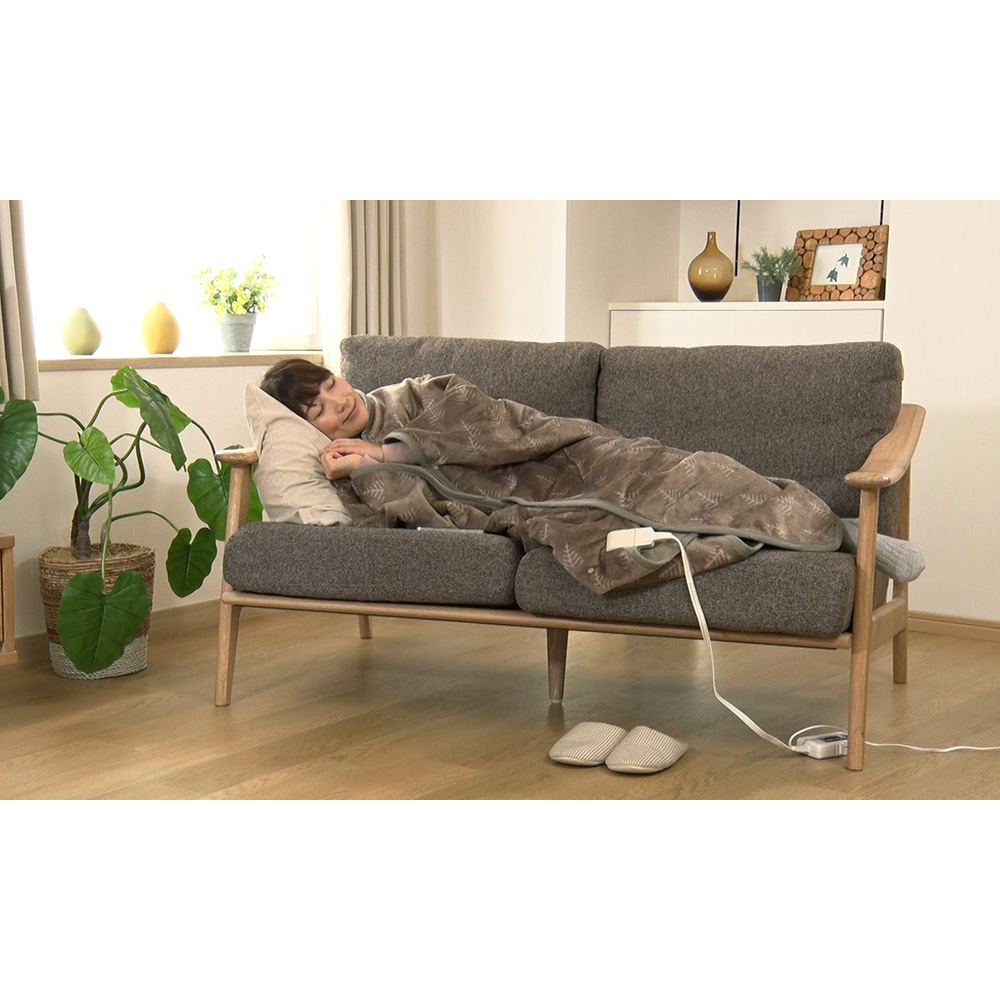 ガウンのように着られる 電気マルチブランケット ヒーター 暖房器具 家電 AR2816