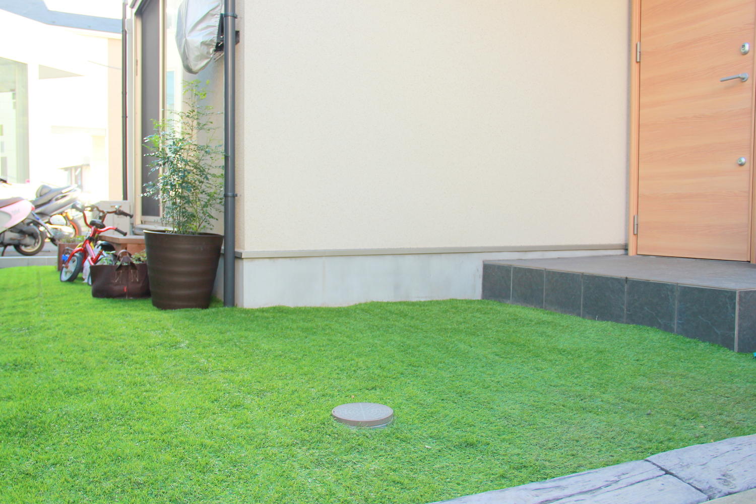人工芝でお手入れ要らず 子どもが遊べる緑の庭に リアルロール人工芝 By商品モニターｓ 使ってみた ガーデンスタイリング一押しアイテム